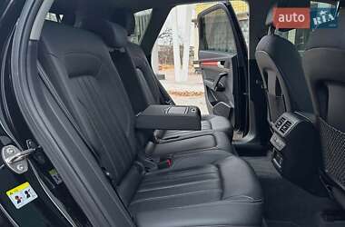 Внедорожник / Кроссовер Audi Q5 2021 в Днепре