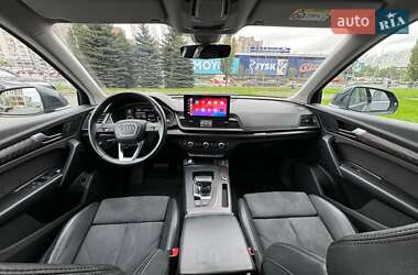 Позашляховик / Кросовер Audi Q5 2021 в Києві