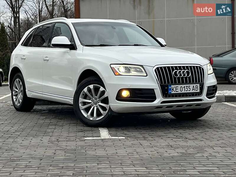 Позашляховик / Кросовер Audi Q5 2015 в Дніпрі