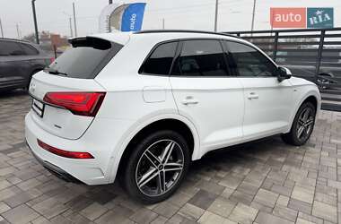 Внедорожник / Кроссовер Audi Q5 2022 в Ровно