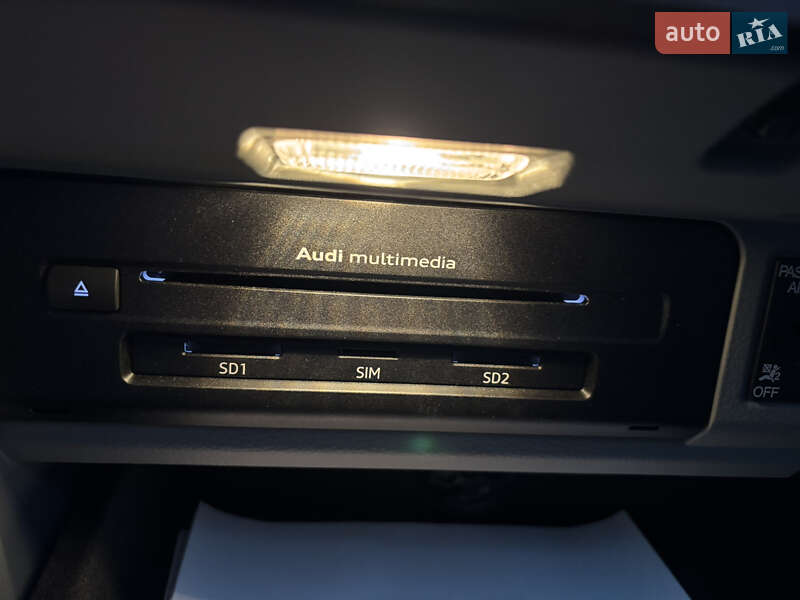 Позашляховик / Кросовер Audi Q5 2017 в Києві