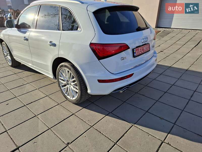 Внедорожник / Кроссовер Audi Q5 2016 в Луцке