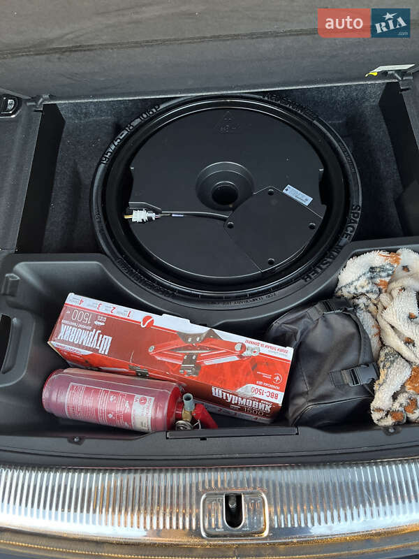 Внедорожник / Кроссовер Audi Q5 2011 в Львове