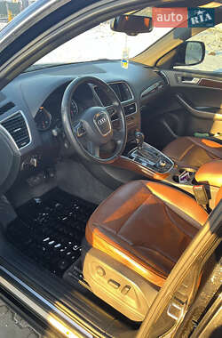 Внедорожник / Кроссовер Audi Q5 2011 в 