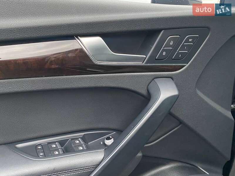 Внедорожник / Кроссовер Audi Q5 2019 в Львове фото 15 Внедорожник / Кроссовер Audi Q5 2019 в Львове
