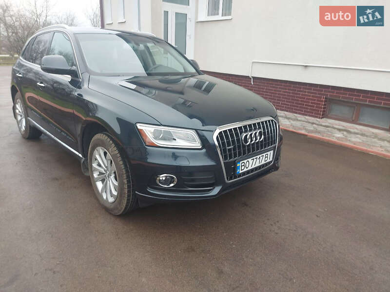 Позашляховик / Кросовер Audi Q5 2015 в Гусятині
