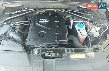 Внедорожник / Кроссовер Audi Q5 2015 в Гусятине