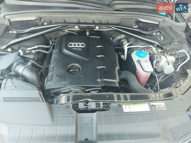 Позашляховик / Кросовер Audi Q5 2015 в Гусятині