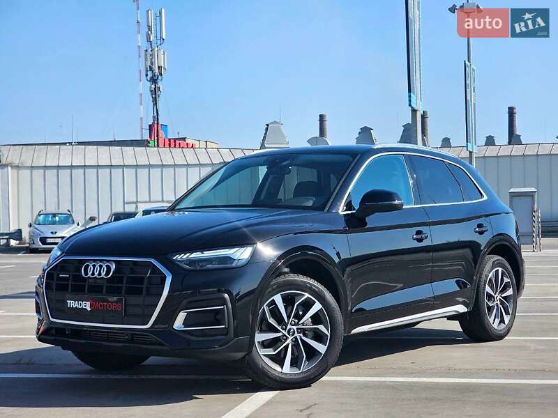 Позашляховик / Кросовер Audi Q5 2021 в Києві