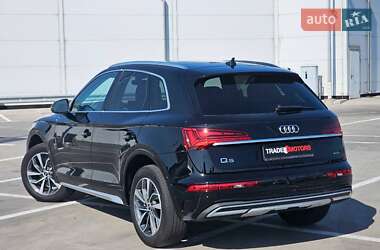 Позашляховик / Кросовер Audi Q5 2021 в Києві