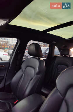 Внедорожник / Кроссовер Audi Q5 2015 в 