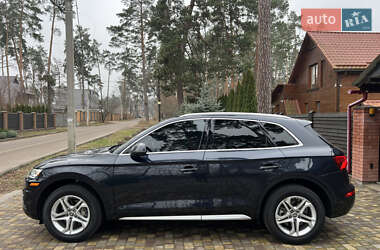 Позашляховик / Кросовер Audi Q5 2019 в Києві