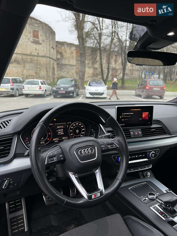 Внедорожник / Кроссовер Audi Q5 2019 в Бережанах