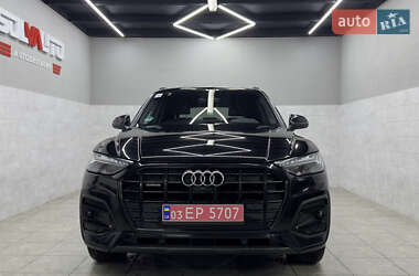 Внедорожник / Кроссовер Audi Q5 2021 в 
