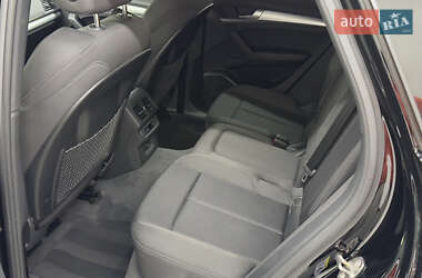 Внедорожник / Кроссовер Audi Q5 2021 в 