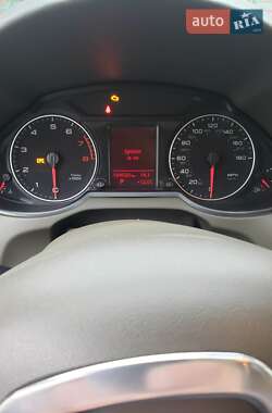 Позашляховик / Кросовер Audi Q5 2010 в 