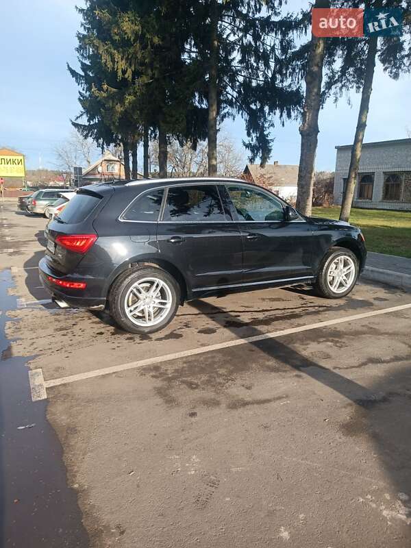 Позашляховик / Кросовер Audi Q5 2013 в Дубні