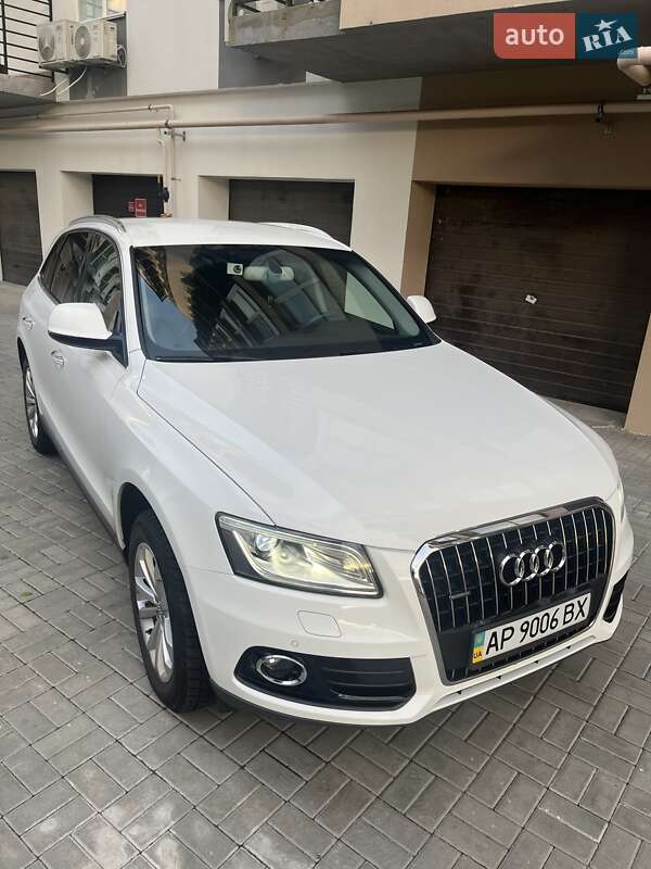 Внедорожник / Кроссовер Audi Q5 2015 в Днепре
