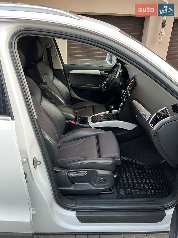 Внедорожник / Кроссовер Audi Q5 2015 в Днепре