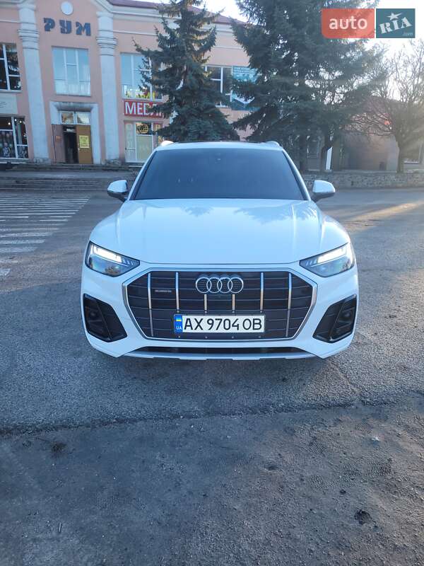 Позашляховик / Кросовер Audi Q5 2020 в Харкові