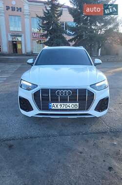 Позашляховик / Кросовер Audi Q5 2020 в Харкові