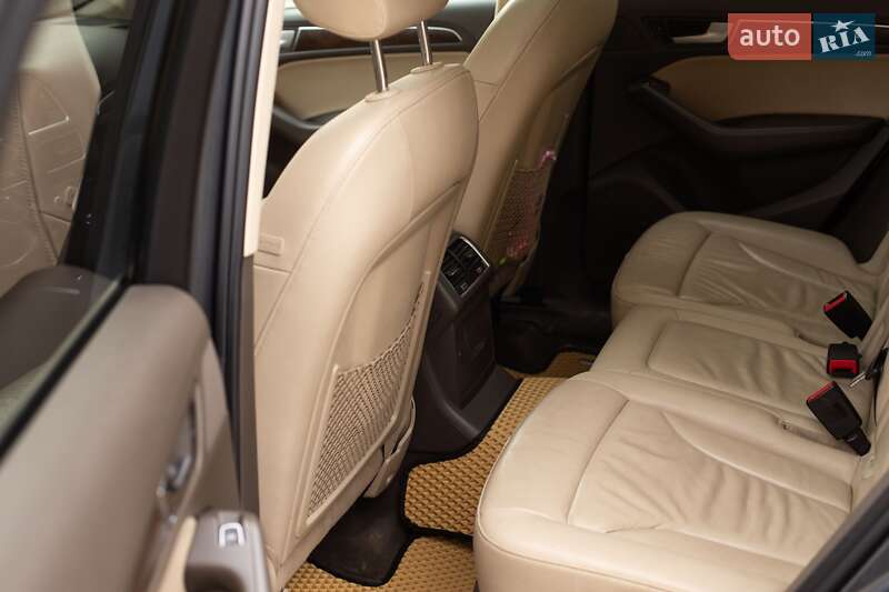 Позашляховик / Кросовер Audi Q5 2013 в Кам'янець-Подільському