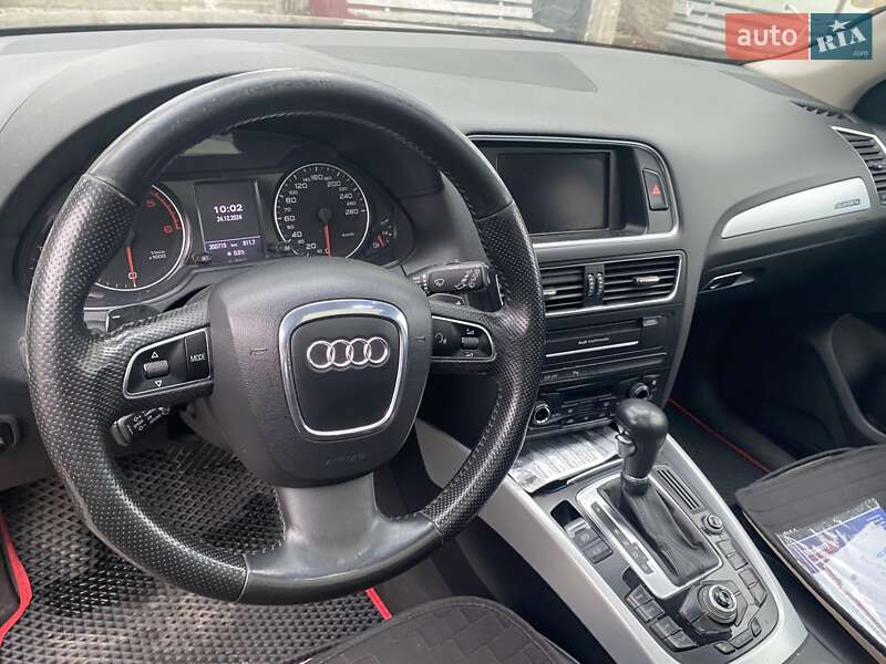 Внедорожник / Кроссовер Audi Q5 2009 в Киеве