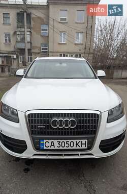 Позашляховик / Кросовер Audi Q5 2011 в Слов'янську