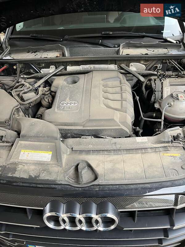 Внедорожник / Кроссовер Audi Q5 2020 в Львове