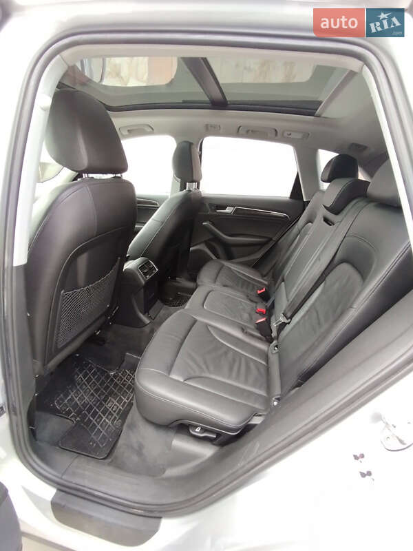 Внедорожник / Кроссовер Audi Q5 2014 в Луцке