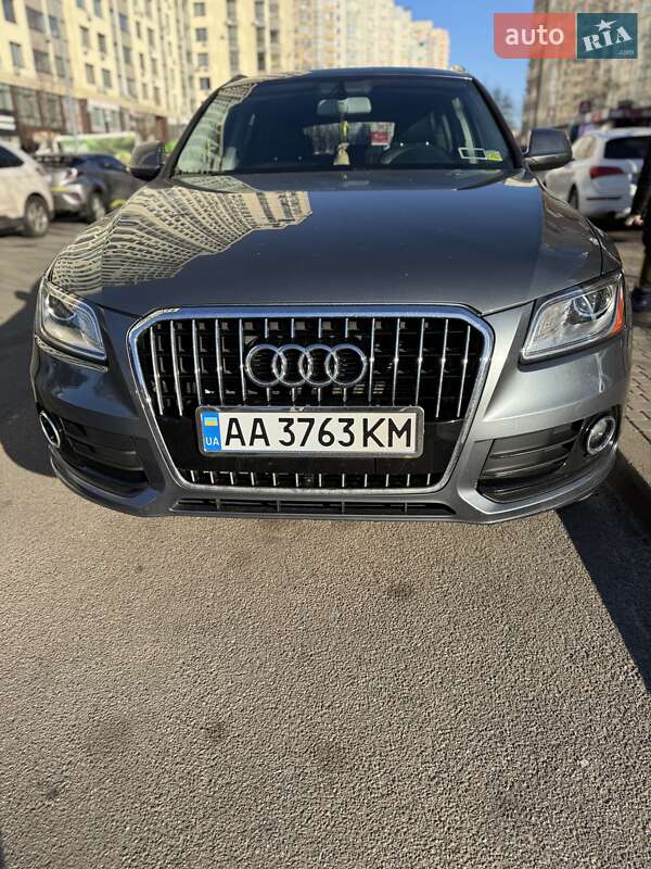 Позашляховик / Кросовер Audi Q5 2013 в 