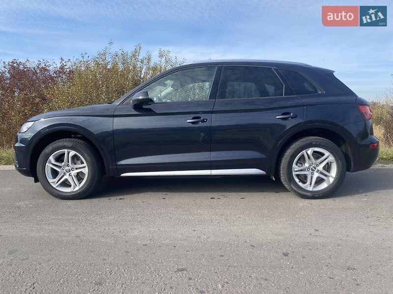 Позашляховик / Кросовер Audi Q5 2017 в Ковелі