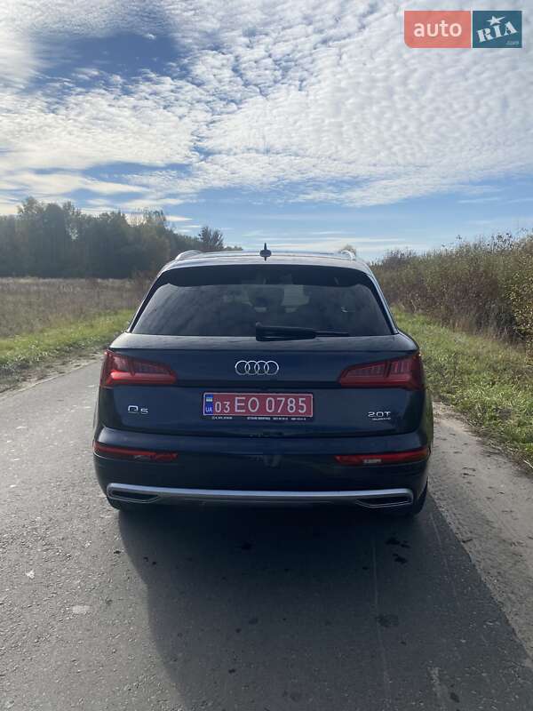 Позашляховик / Кросовер Audi Q5 2017 в Ковелі