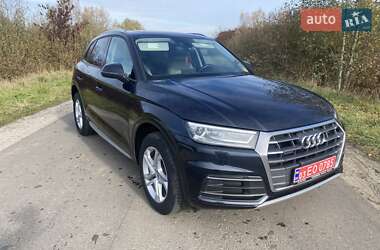 Внедорожник / Кроссовер Audi Q5 2017 в 