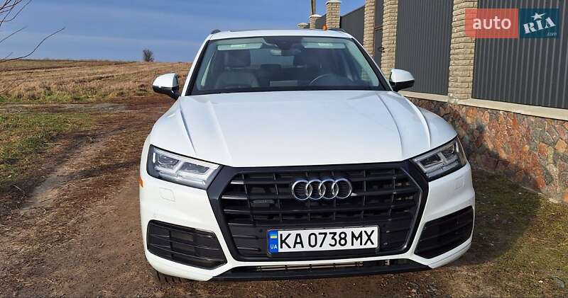 Внедорожник / Кроссовер Audi Q5 2019 в Фастове