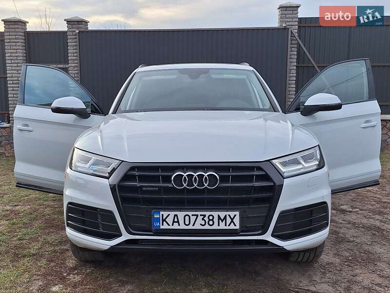 Внедорожник / Кроссовер Audi Q5 2019 в Фастове