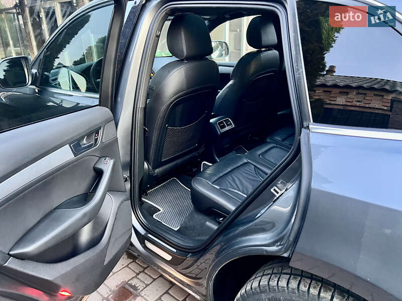 Внедорожник / Кроссовер Audi Q5 2014 в Киеве