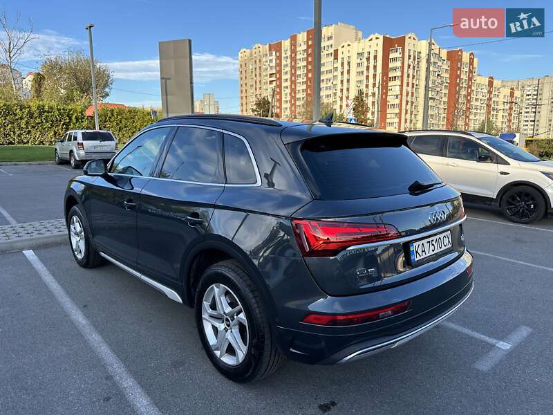 Позашляховик / Кросовер Audi Q5 2021 в Києві фото 5 Позашляховик / Кросовер Audi Q5 2021 в Києві