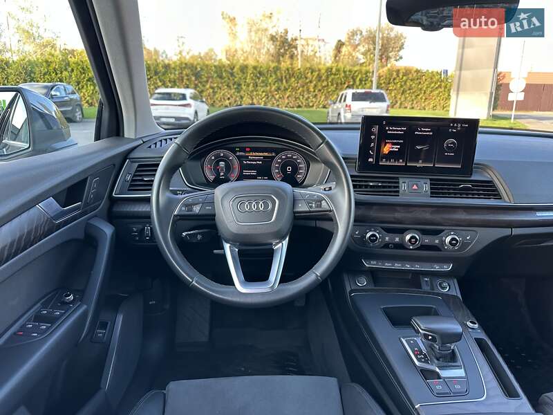 Позашляховик / Кросовер Audi Q5 2021 в Києві фото 6 Позашляховик / Кросовер Audi Q5 2021 в Києві