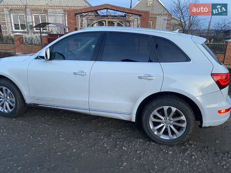 Внедорожник / Кроссовер Audi Q5 2014 в Киеве