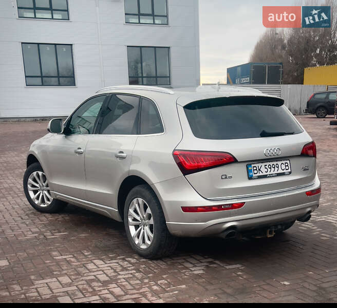 Внедорожник / Кроссовер Audi Q5 2015 в Ровно