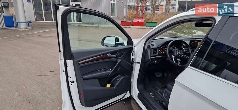 Внедорожник / Кроссовер Audi Q5 2019 в Николаеве