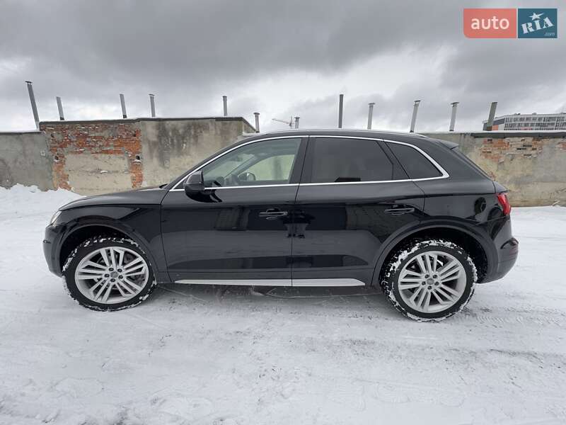 Внедорожник / Кроссовер Audi Q5 2018 в Львове