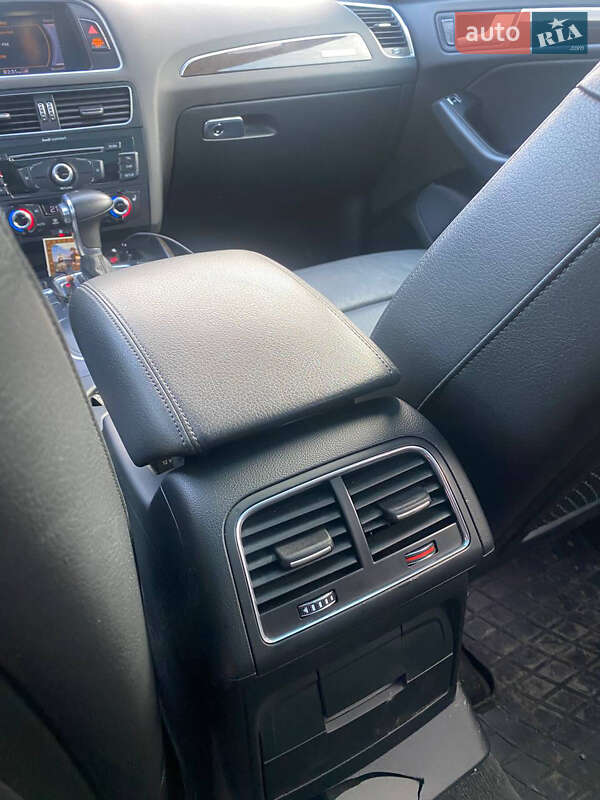 Внедорожник / Кроссовер Audi Q5 2014 в Луцке