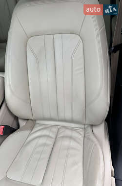 Внедорожник / Кроссовер Audi Q5 2018 в 