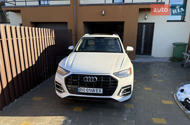 Внедорожник / Кроссовер Audi Q5 2022 в 