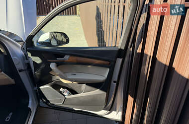 Внедорожник / Кроссовер Audi Q5 2022 в 