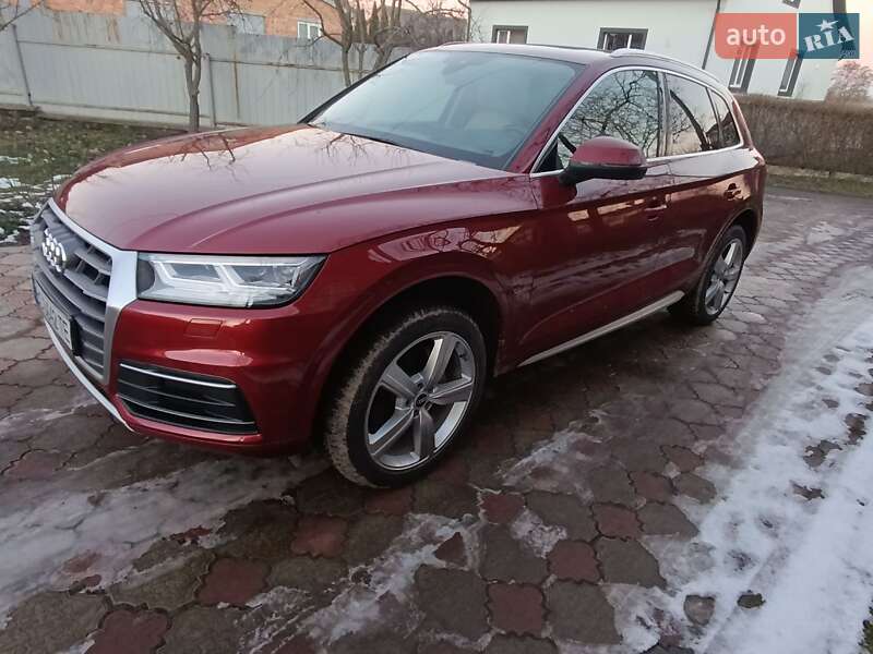 Внедорожник / Кроссовер Audi Q5 2018 в Новом Ярычеве