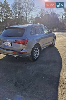 Внедорожник / Кроссовер Audi Q5 2010 в 