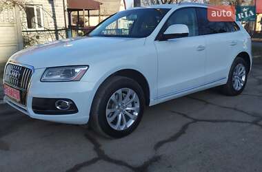 Позашляховик / Кросовер Audi Q5 2015 в Дубні